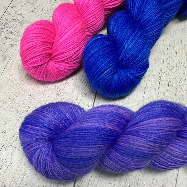 Blue & Rose Fluo (Worsted)