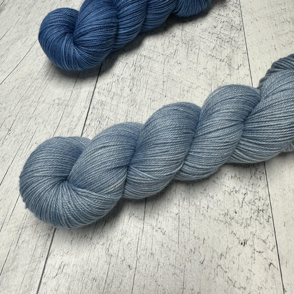 Dark Cosmos (Worsted)