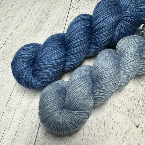 Dark Cosmos (Worsted)