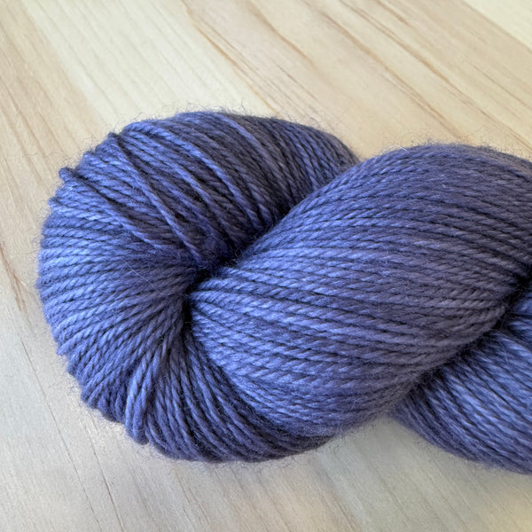 MAUVE D'ÉVÊQUE