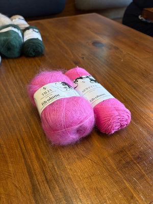 Chantal Mittens