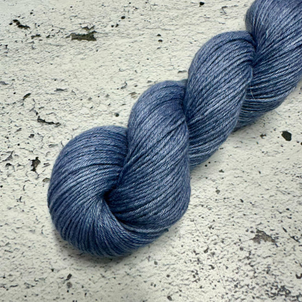 Bleu 117 (Dk)
