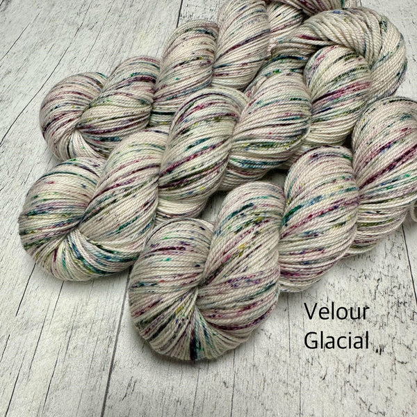 Velour Glacial (Worsted)