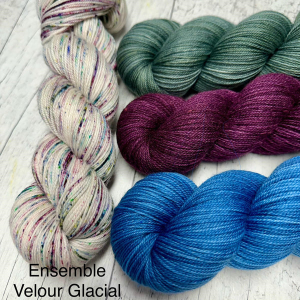 Velour Glacial (Worsted)