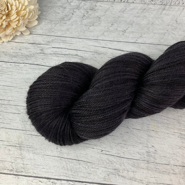 Noir (Worsted)