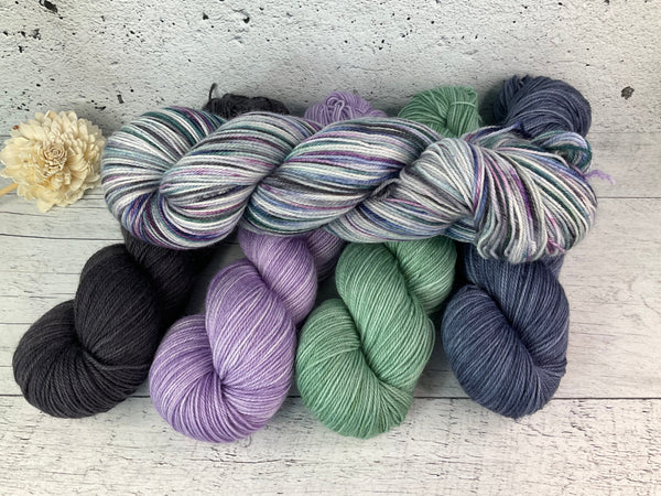 Grappe de Lupin (Worsted)