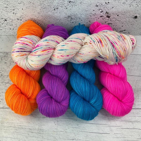 Sucette Surette (Worsted)