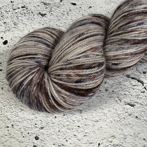 Taupe Marine
