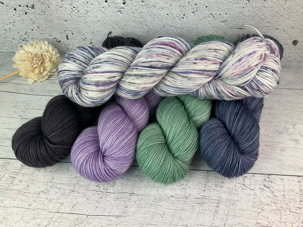 Violette Africaine (Worsted)