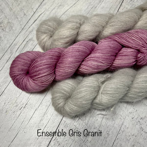 Ensemble patron Wells Beach Shawl